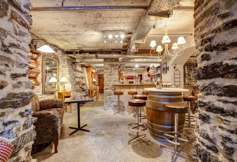 בית מלון כפרי Regina