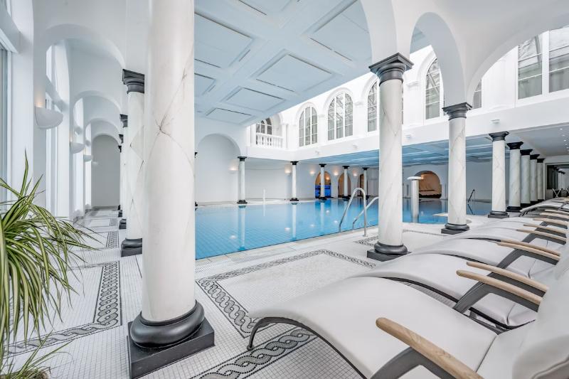 هتل Relais & Châteaux Chasa Montana