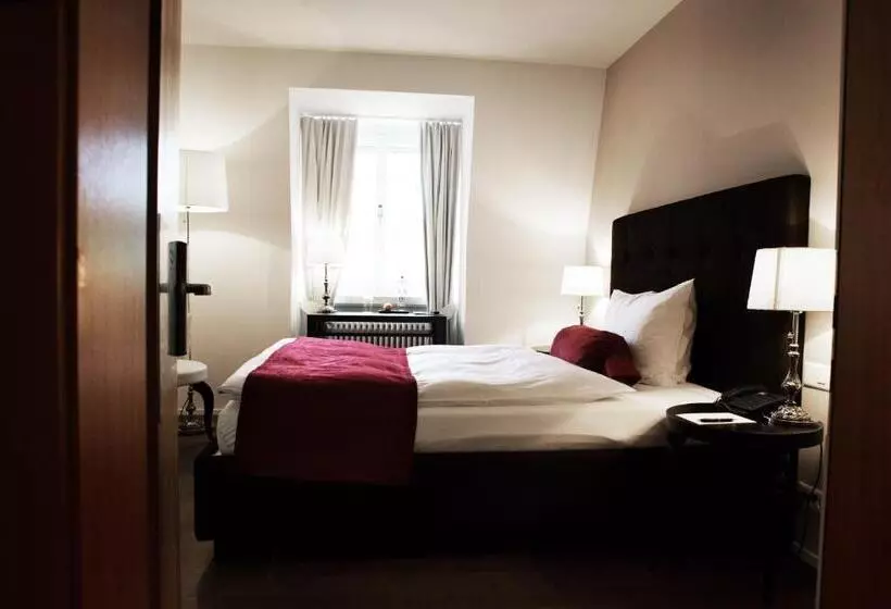 酒店 Schloss Hunigen