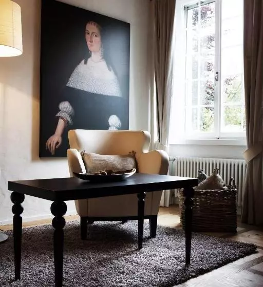 酒店 Schloss Hunigen