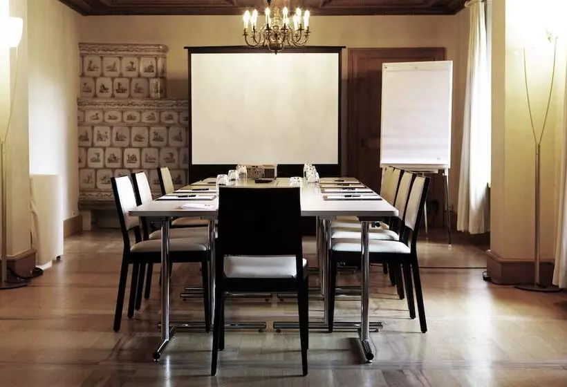 酒店 Schloss Hunigen