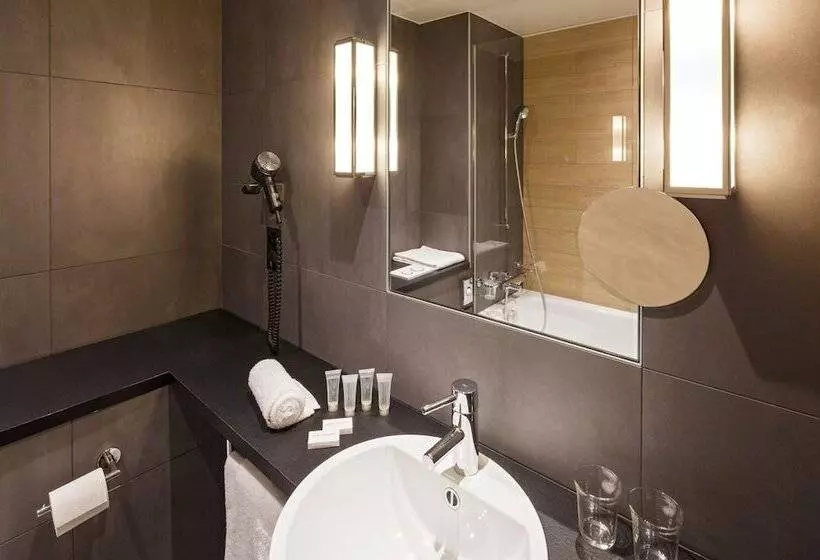 Hotel Swiss Wine By Fassbind