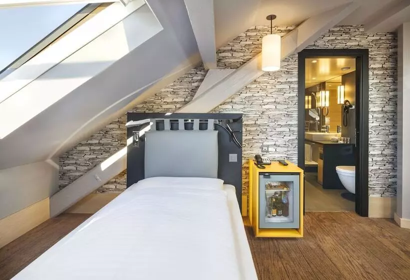 Hotel Swiss Wine By Fassbind