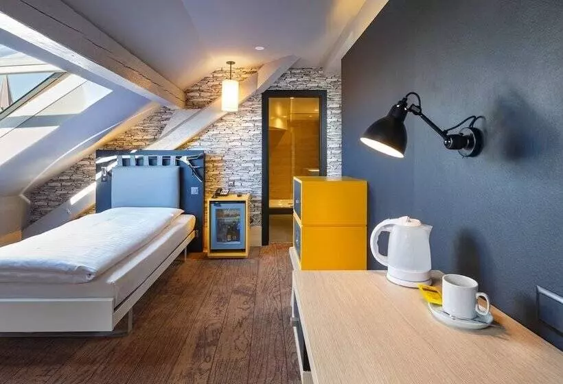 Hotel Swiss Wine By Fassbind