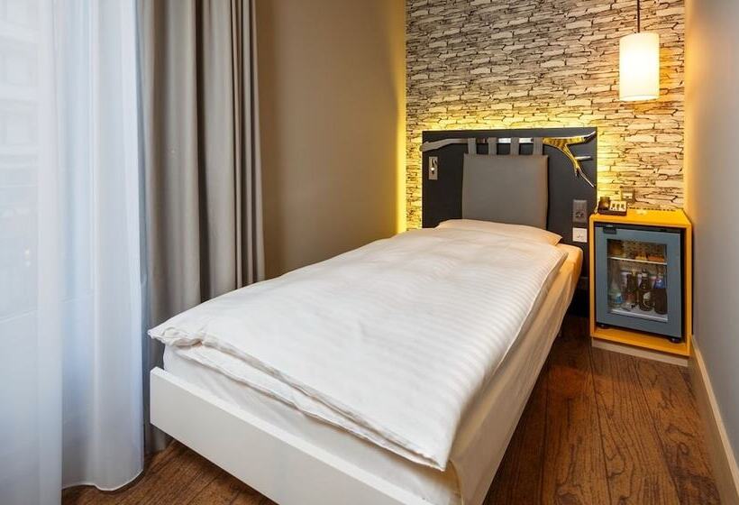 هتل Swiss Wine By Fassbind