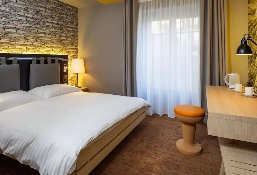 Hotel Swiss Wine By Fassbind