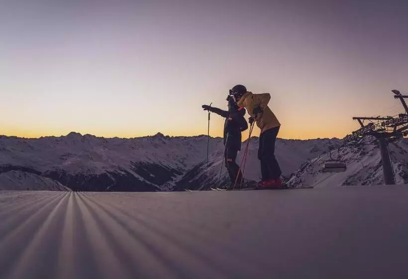 National By Mountain Hotels