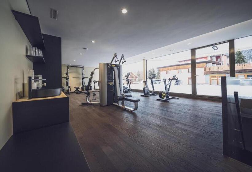 National By Mountain Hotels