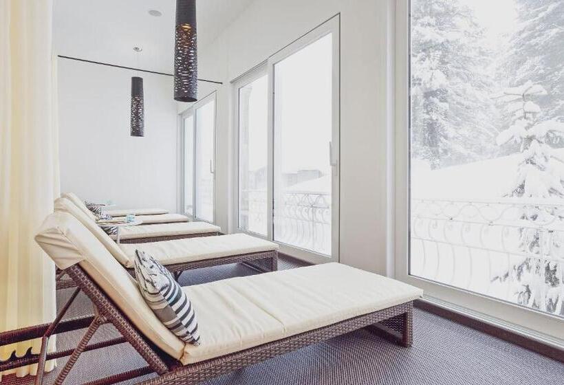 National By Mountain Hotels