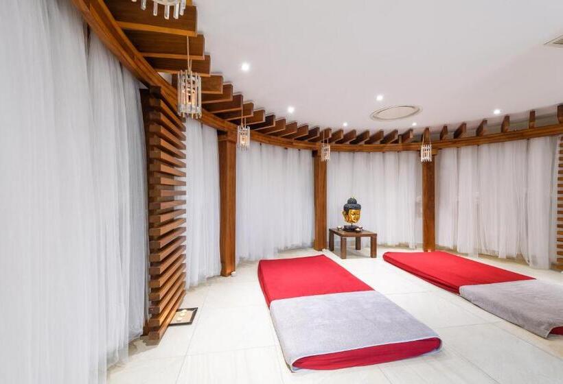 ホテル Asterias Beach