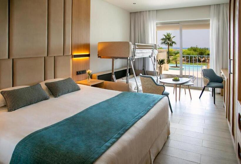 ホテル Asterias Beach