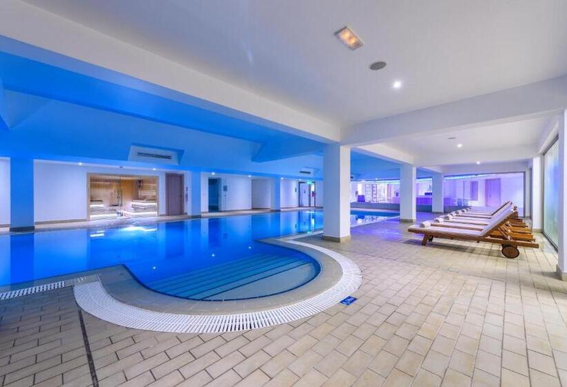 ホテル Asterias Beach