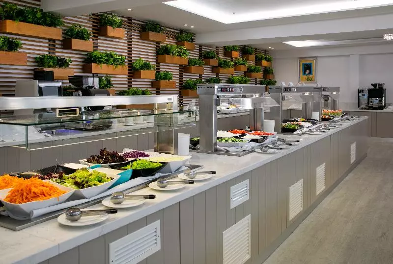 호텔 Asterias Beach