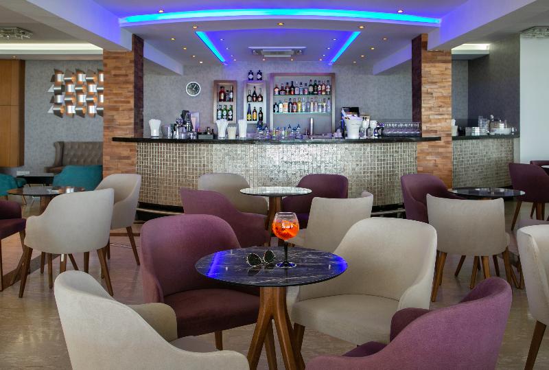 ホテル Asterias Beach