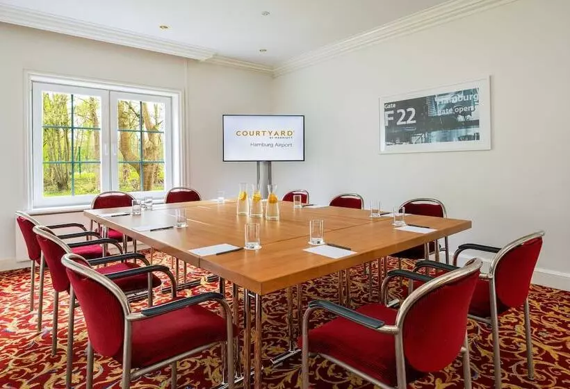 酒店 Courtyard By Marriott Hamburg Airport