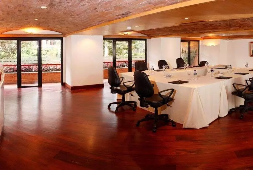 فندق Estelar La Fontana