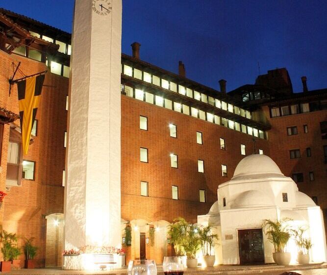 هتل Estelar La Fontana