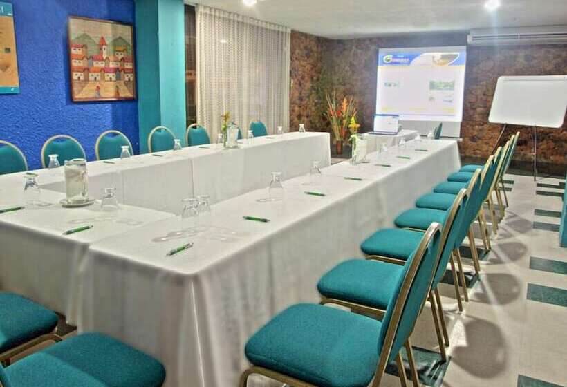 Hotel Guadaira Resort