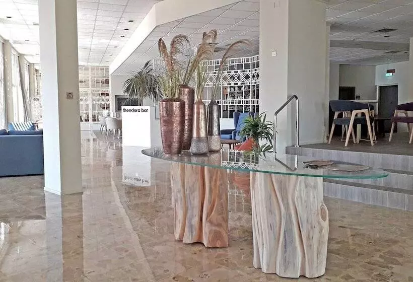 בית מלון כפרי Marina