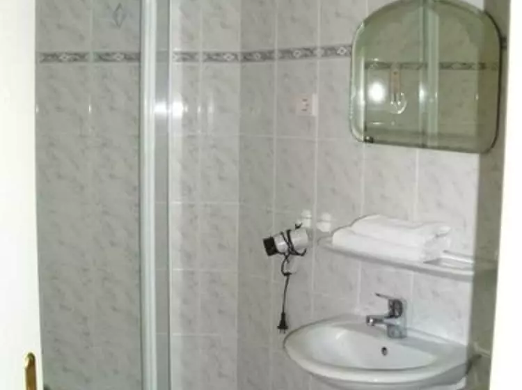 هتل Pension Margrit