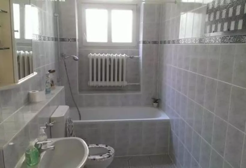 هتل Pension Margrit