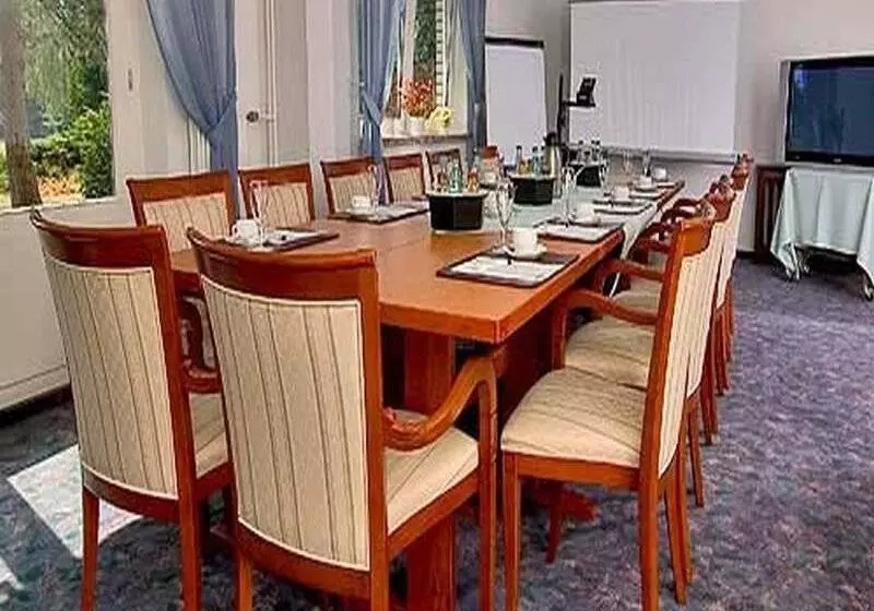 בית מלון כפרי Restaurant Seegarten Quickborn