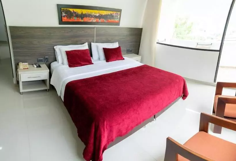 هتل San Juan Internacional