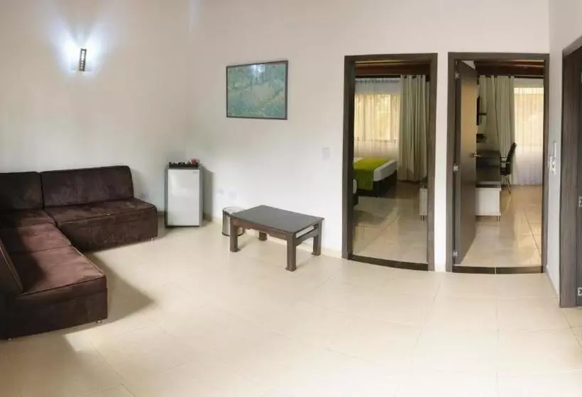 هتل San Juan Internacional