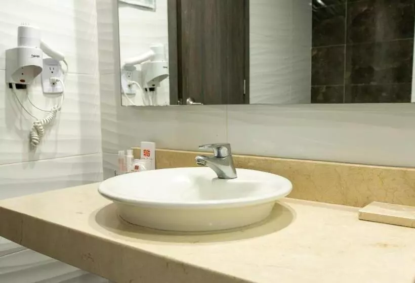 هتل San Juan Internacional