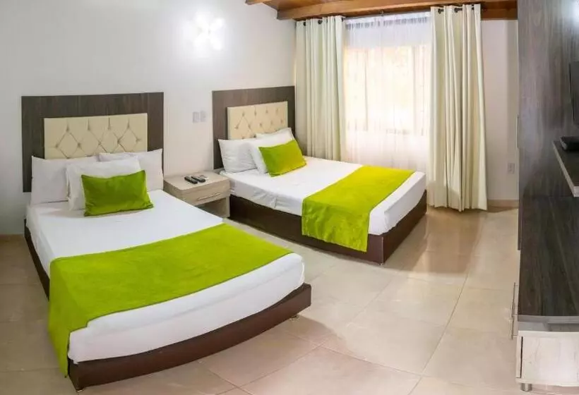 هتل San Juan Internacional