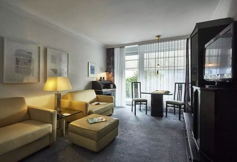 Bernstein Hotel Villa Kastania