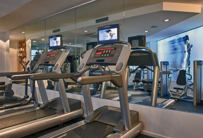 هتل Wyndham Berlin Excelsior