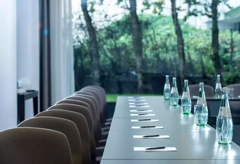 هتل Wyndham Berlin Excelsior