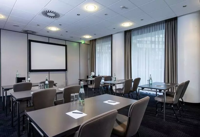 هتل Wyndham Berlin Excelsior