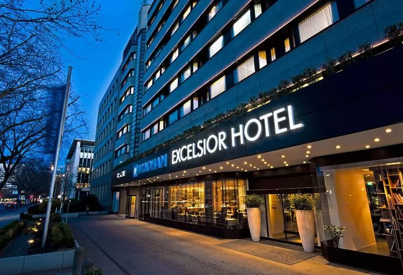 هتل Wyndham Berlin Excelsior