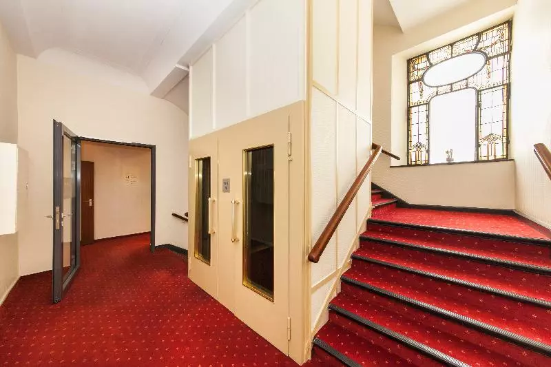 فندق Continental Hamburg Hauptbahnhof