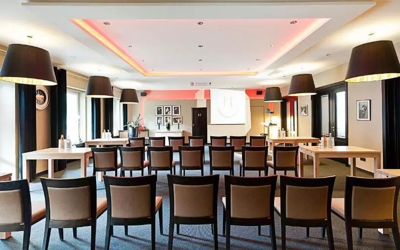 Отель Hofbräu Am Stadtring