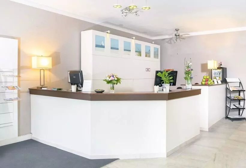 هتل Astor Kiel By Campanile