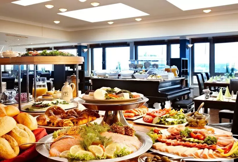 هتل Astor Kiel By Campanile