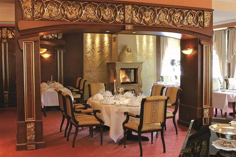 ホテル Bellevue Rhein