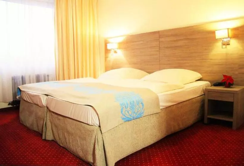 בית מלון כפרי Lorien