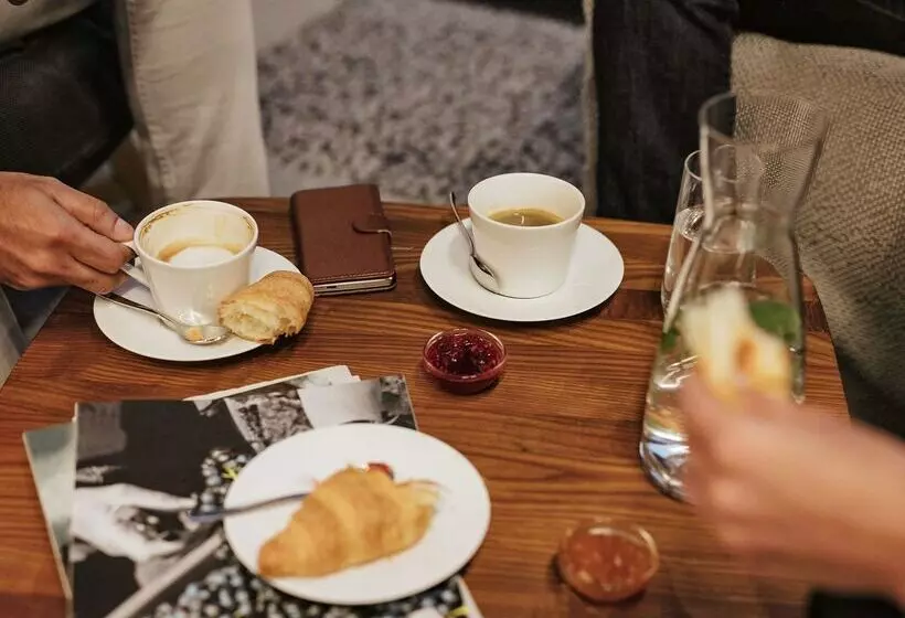 هتل Mercure  Duesseldorf Sued