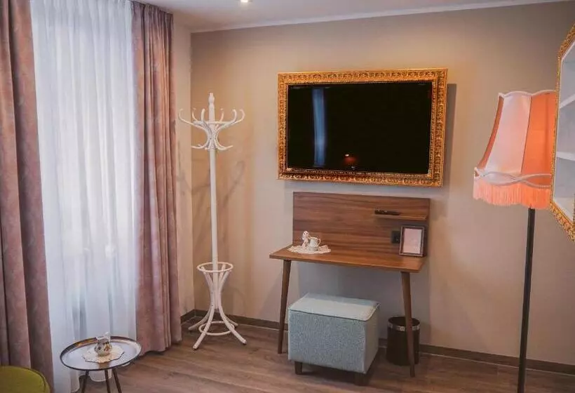 فندق Tante Alma S Mülheimer