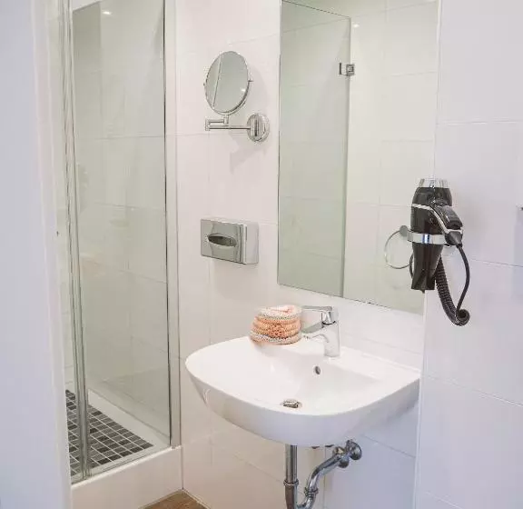 فندق Tante Alma S Mülheimer