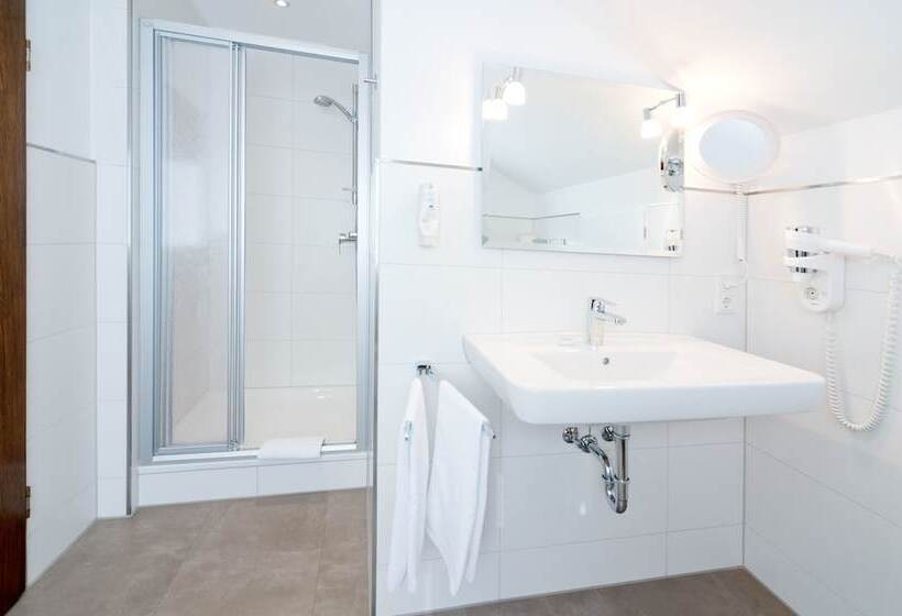 Romantik Waldhotel Mangold