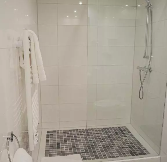 فندق Tante Alma S Mülheimer