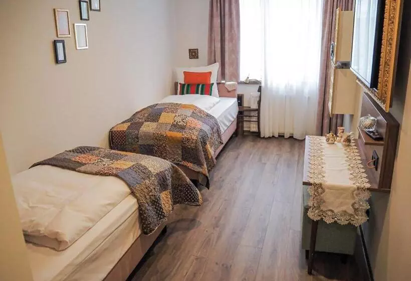 فندق Tante Alma S Mülheimer