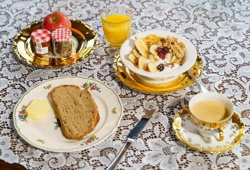 فندق Tante Alma S Mülheimer