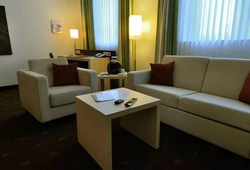 هتل Esplanade Dortmund