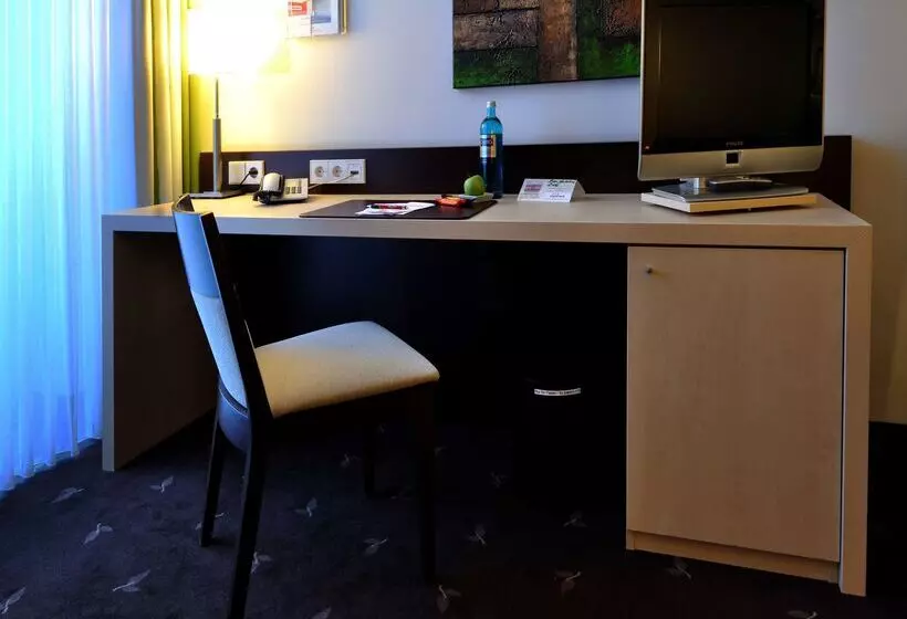 هتل Esplanade Dortmund